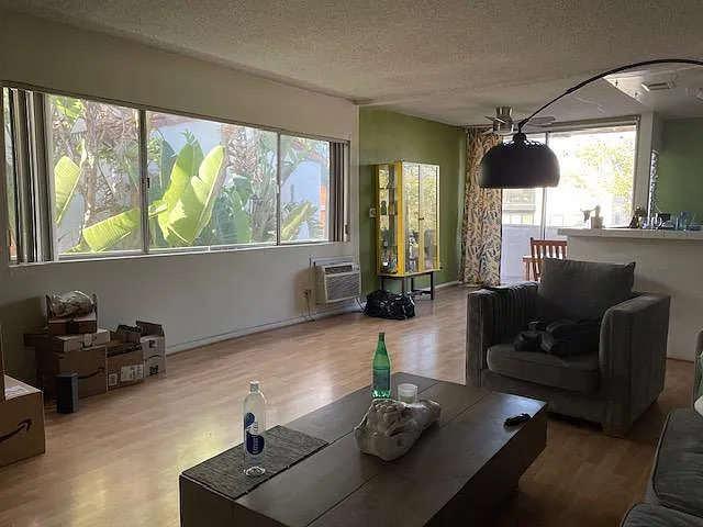 734 N Alfred St #3 — Photo 7
