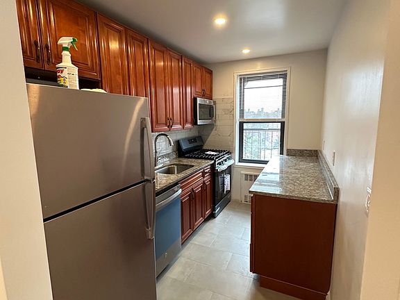 3rd image of 87-10 34th Ave Floor 6