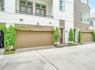 9620 Riddlewood Ln, Houston, TX 77025