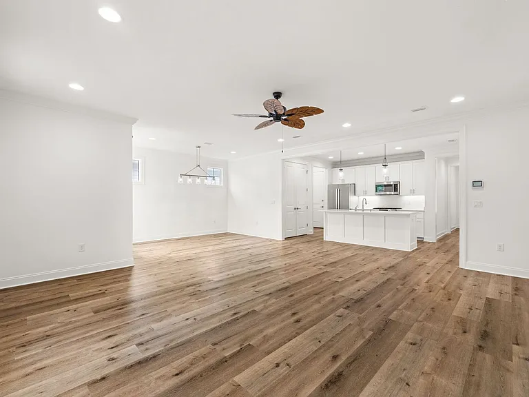 217 Windrow Way — Photo 13