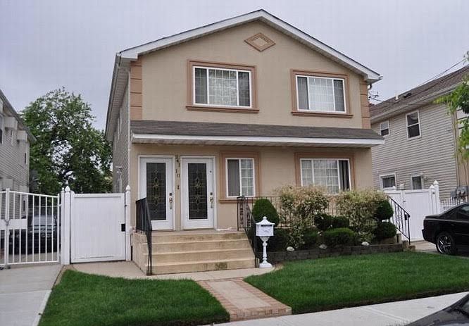 1st image of 9727 121st St