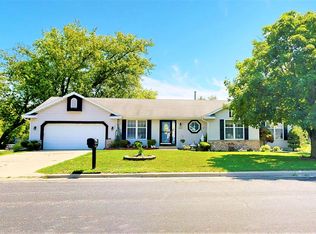 1301 Montclair Pl, Fort Atkinson, WI 53538