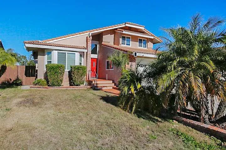 11022 Alonda Ct — Photo 24