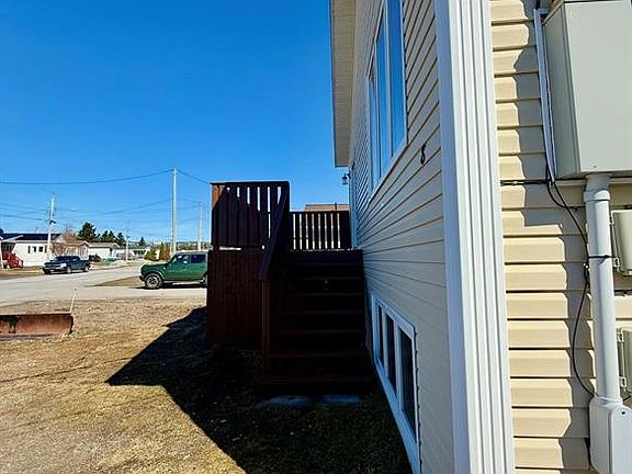 5th image of 8 Ford Crescent