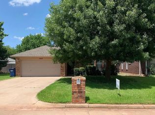 1025 W Ridgehaven Way, Mustang, OK 73064