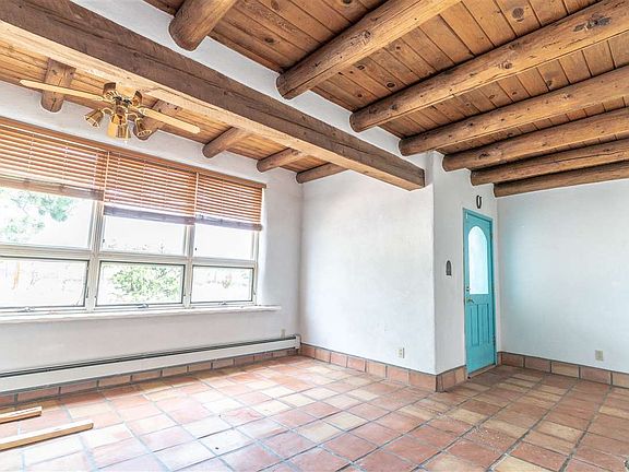 3rd image of 12 Camino Baros Arroyo