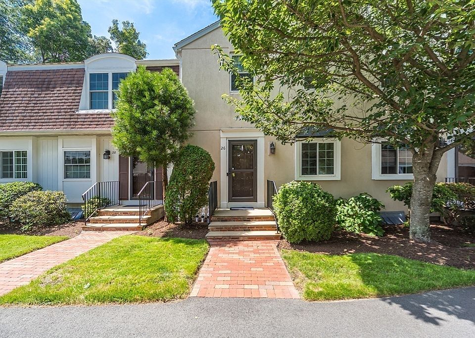 1st image of 26 Denmark Ln #26