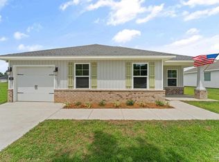 111 Cottage Ln, Atmore, AL 36502