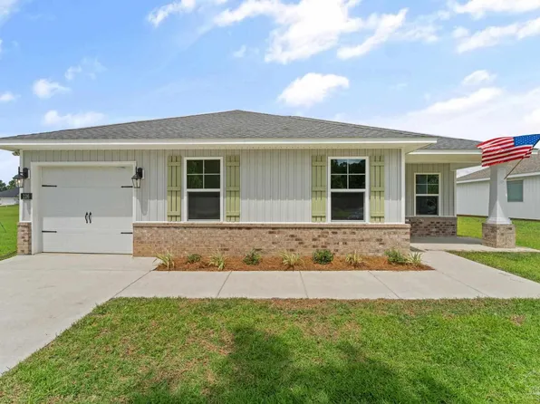 111 Cottage Ln, Atmore, AL 36502