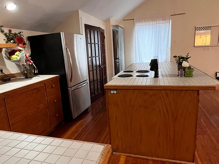 146 Broadway St #1 — Photo 4