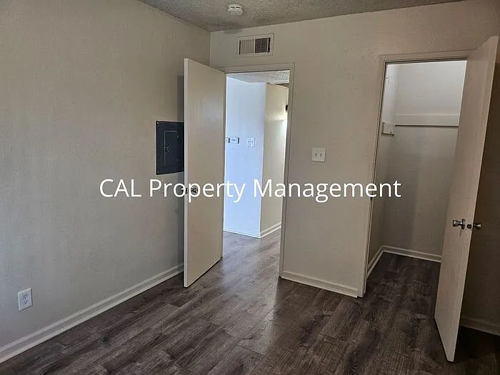 938 Illinois Ave #18 — Photo 8
