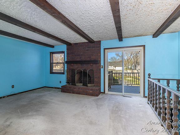 4th image of 4403 Stratford Ct