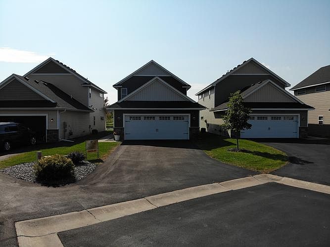 1st image of 12355 69th Ln NE