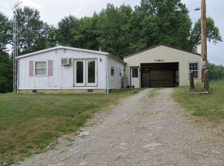 14707 Bear Branch Rd, Dillsboro, IN 47018