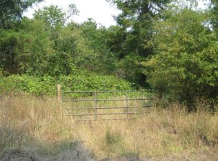 1626 Hogan Rd, Oakland, OR 97462