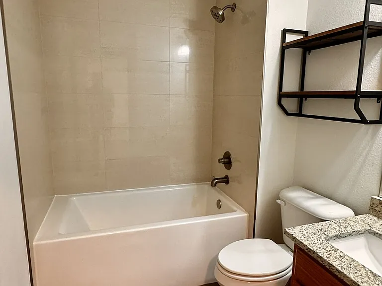 19 Holly Dr #A — Photo 16