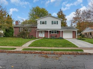 812 Sunset Ave, Gettysburg, PA 17325