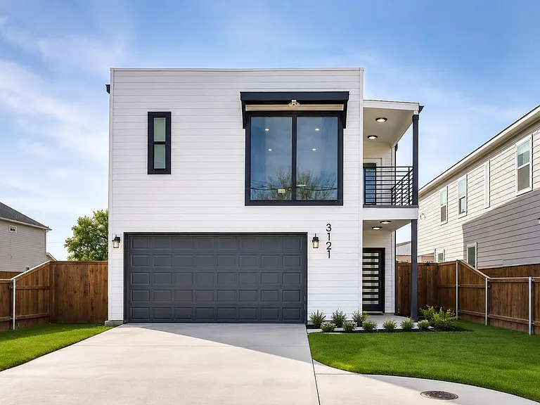 3121 Rutz St — Photo 1