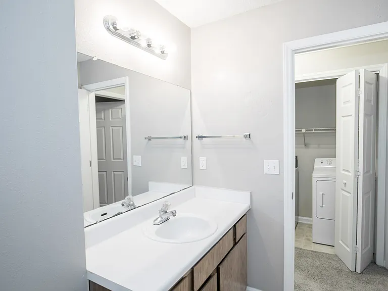 Forest Pointe — Photo 94