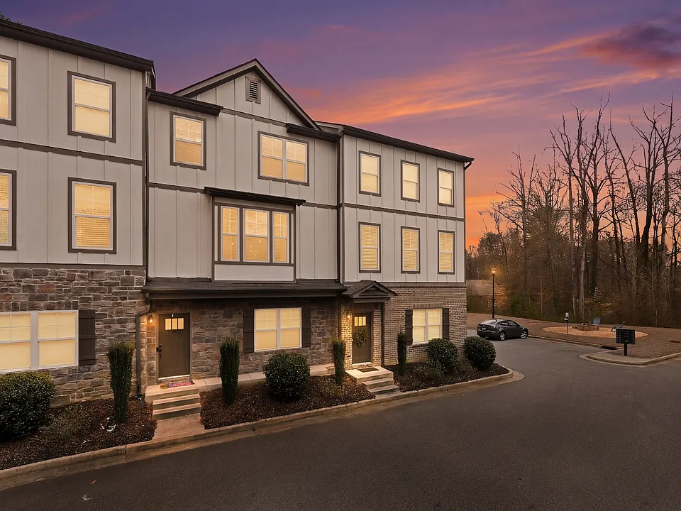 4762 Sampson Ct