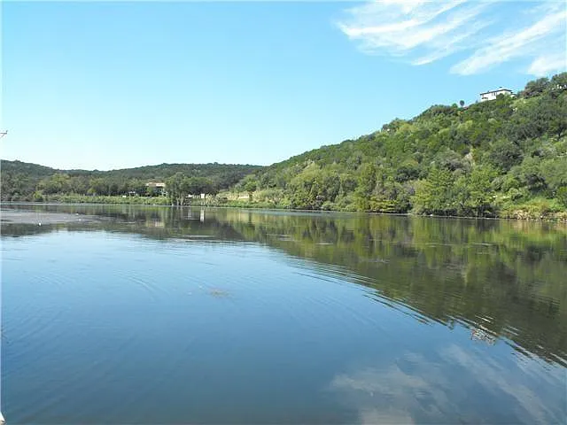 Commons Ford Park lake front