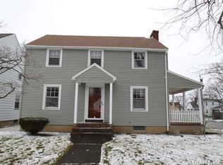 484 Harwick Rd, Rochester, NY 14609