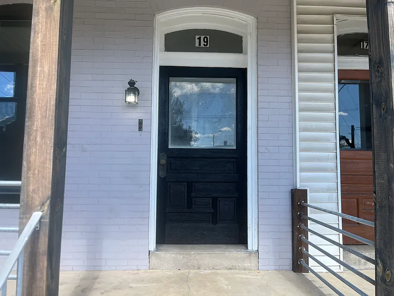 19 Carlisle Ave #2 — Photo 3