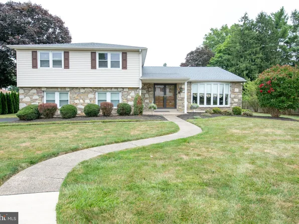 785 Bobwhite Ln, Huntingdon Valley, PA 19006