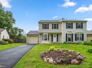 19819 Filbert Dr, Gaithersburg, MD 20879