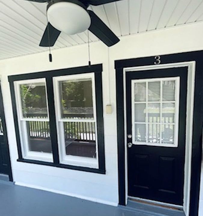 1st image of 433 Delmar Ter S #3