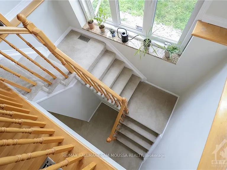 605 Gazebo St — Photo 20