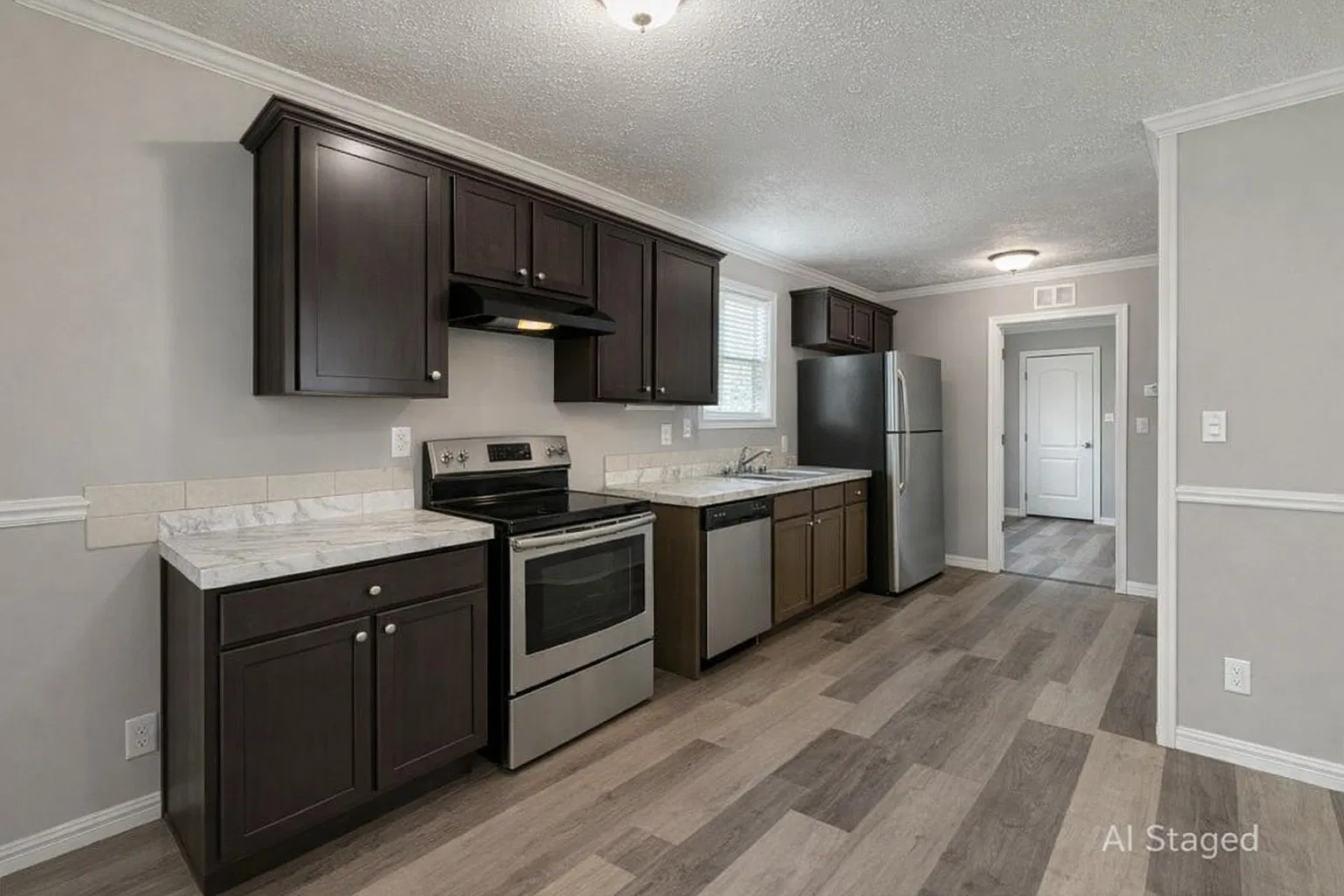 3 bed, 1056 sqft, $1,900 — Photo 3