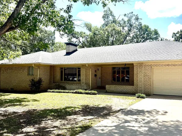 212 Hailey Dr, Longview, TX 75602