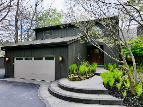 182 Park Rd, Pittsford, NY 14534