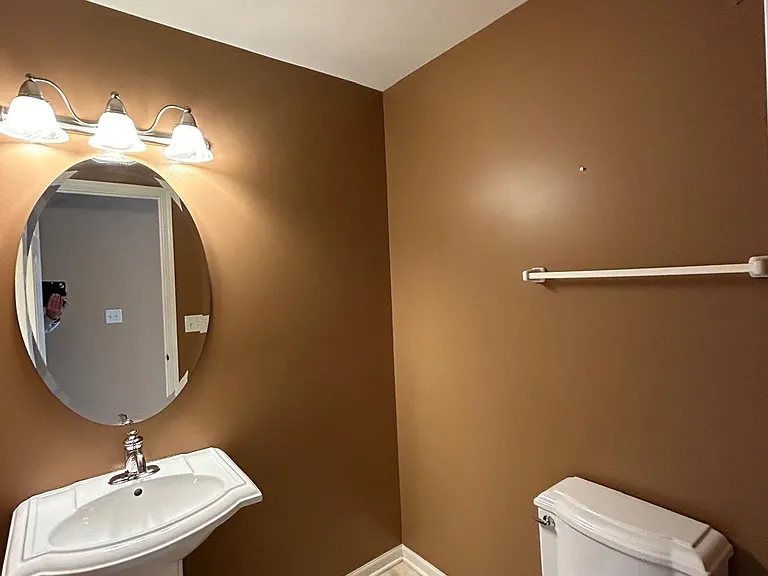 24427 John Adams Dr — Photo 11