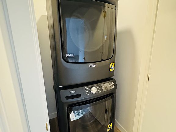 3rd image of 9841 74th Ave NW #201
