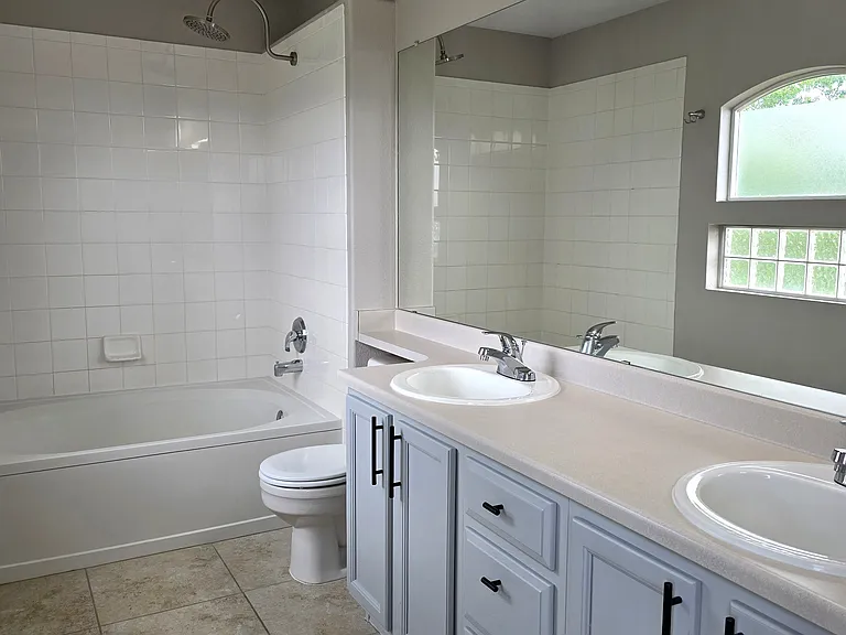 5058 Ashbrook Cir — Photo 18