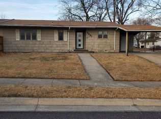 6601 SW Montara Northway, Topeka, KS 66619