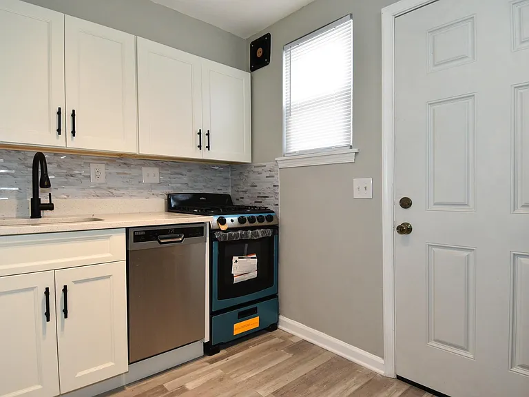 8208 Bellefonte Ln #5 — Photo 6