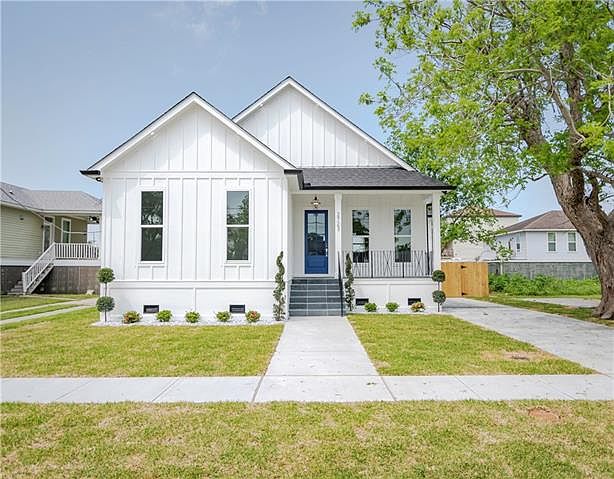 1st image of 2723 Madrid St