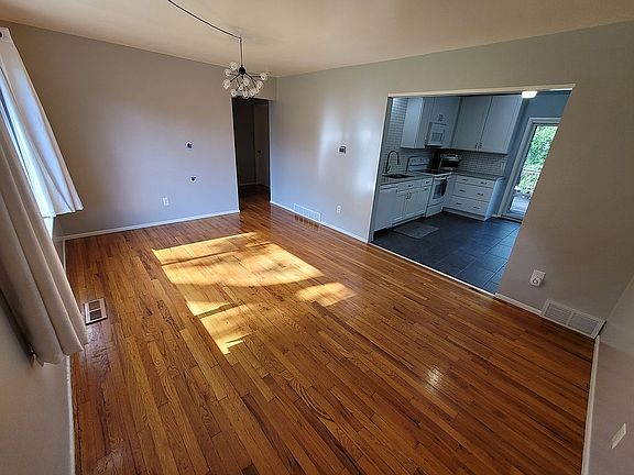 Living room overview