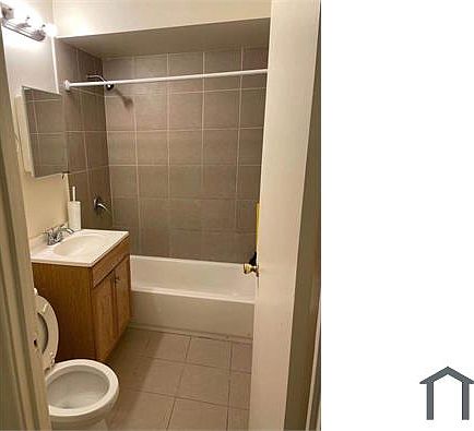 2nd image of 8205 S Maryland Ave APT 2