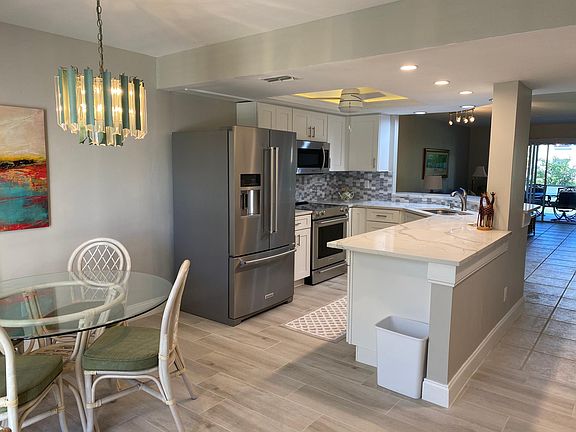 5th image of 887 Gulf Pavilion Dr #103