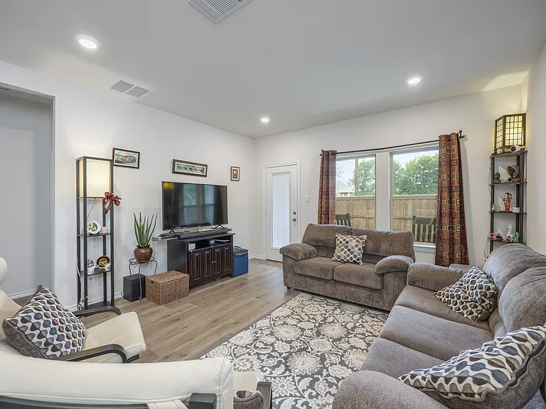 11341 Headwater Ct — Photo 11