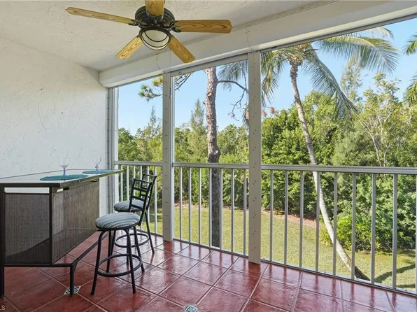 3021 Sandpiper Bay CIR #E202, NAPLES, FL 34112