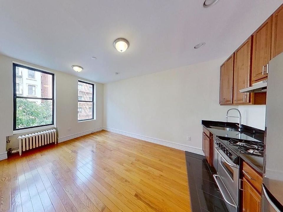 1st image of 4 W 103rd St #1AA