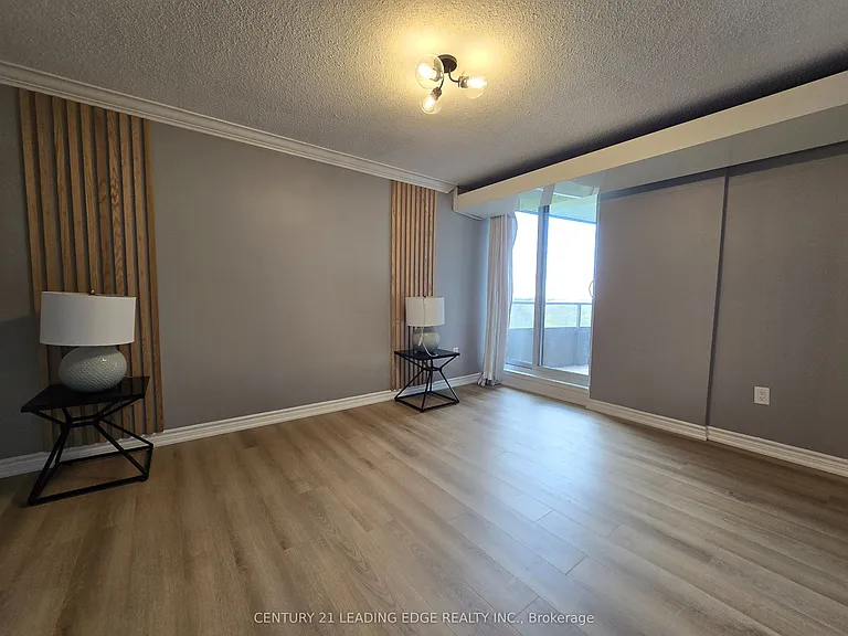 3100 Kirwin Ave #1007 — Photo 9