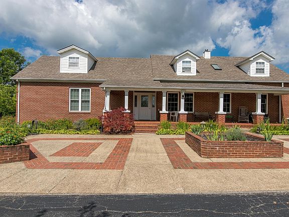 5th image of 720 River Hill Dr