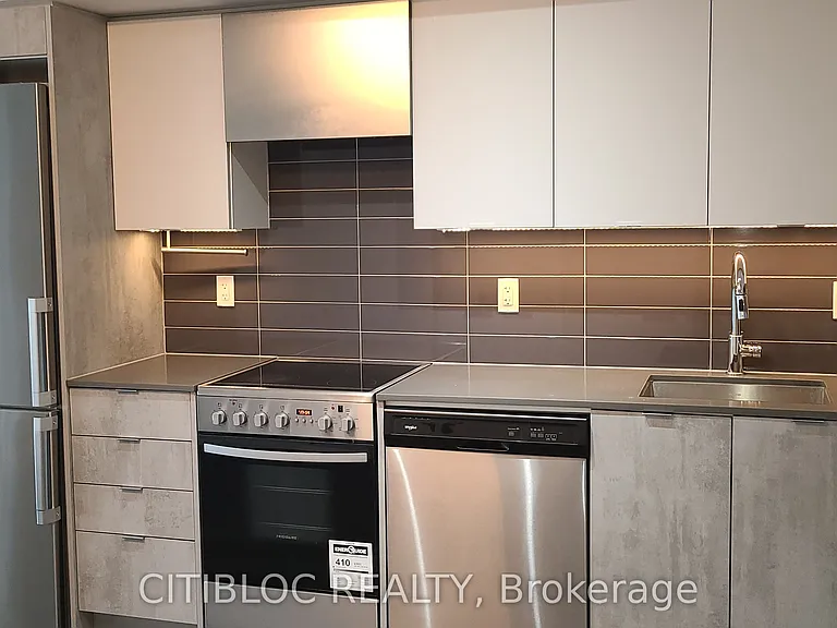 30 Gibbs Rd #1306 — Photo 7
