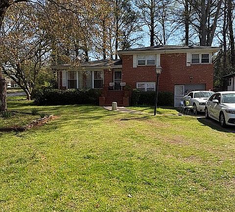 2nd image of 2276 Belmont Dr